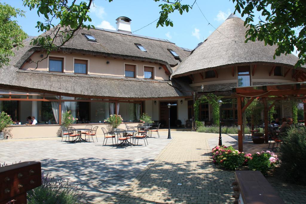 Penzion Eko Park Piestany Eksteriør billede