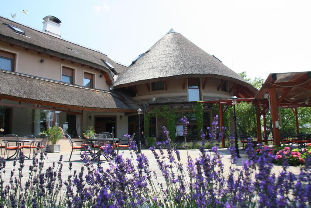 Penzion Eko Park Piestany Eksteriør billede