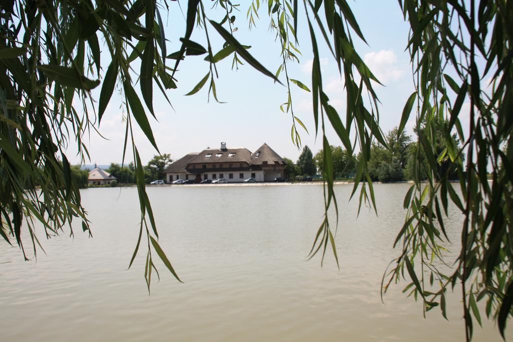 Penzion Eko Park Piestany Eksteriør billede
